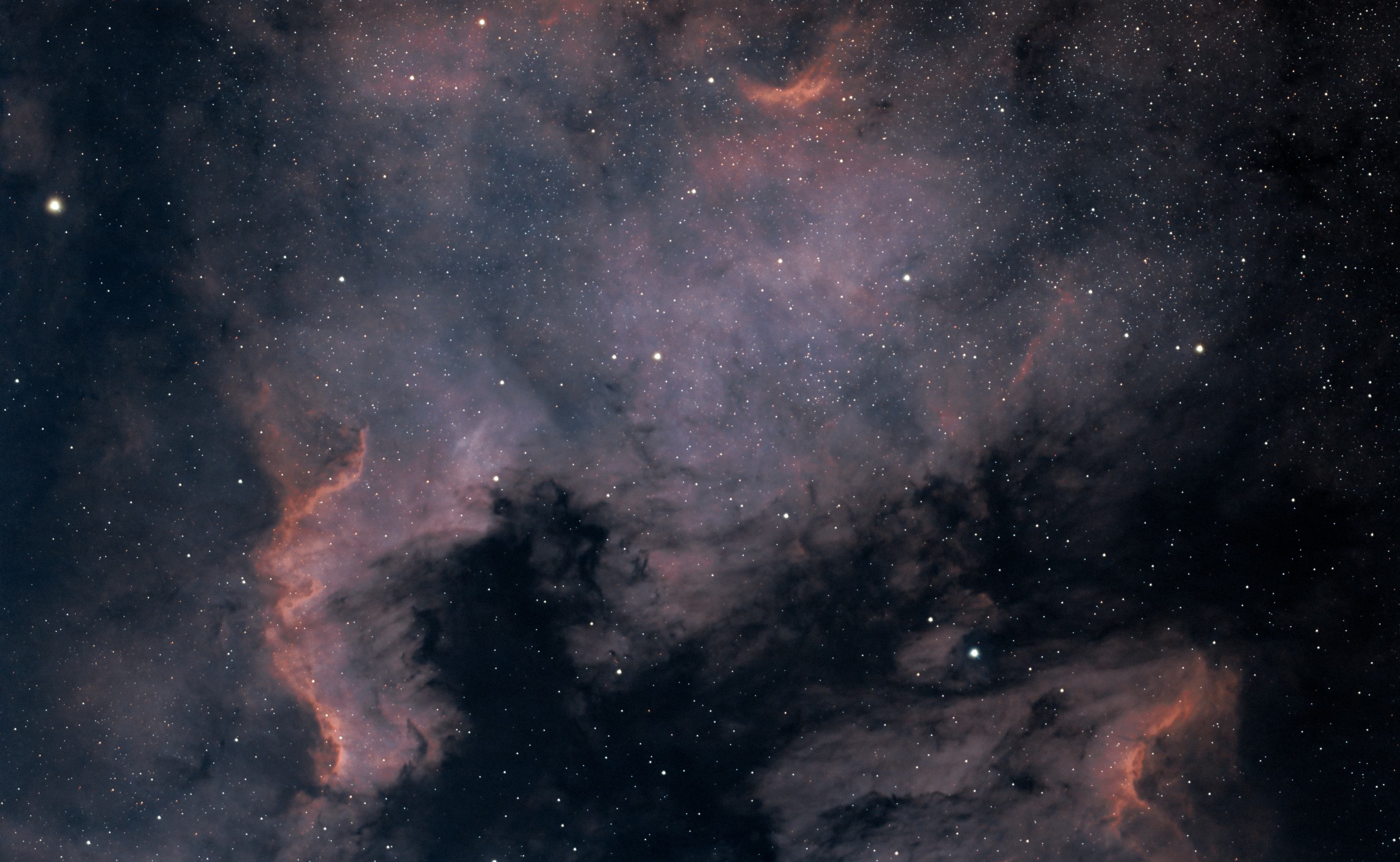 NGC 7000 complex in H-alpha and OIII